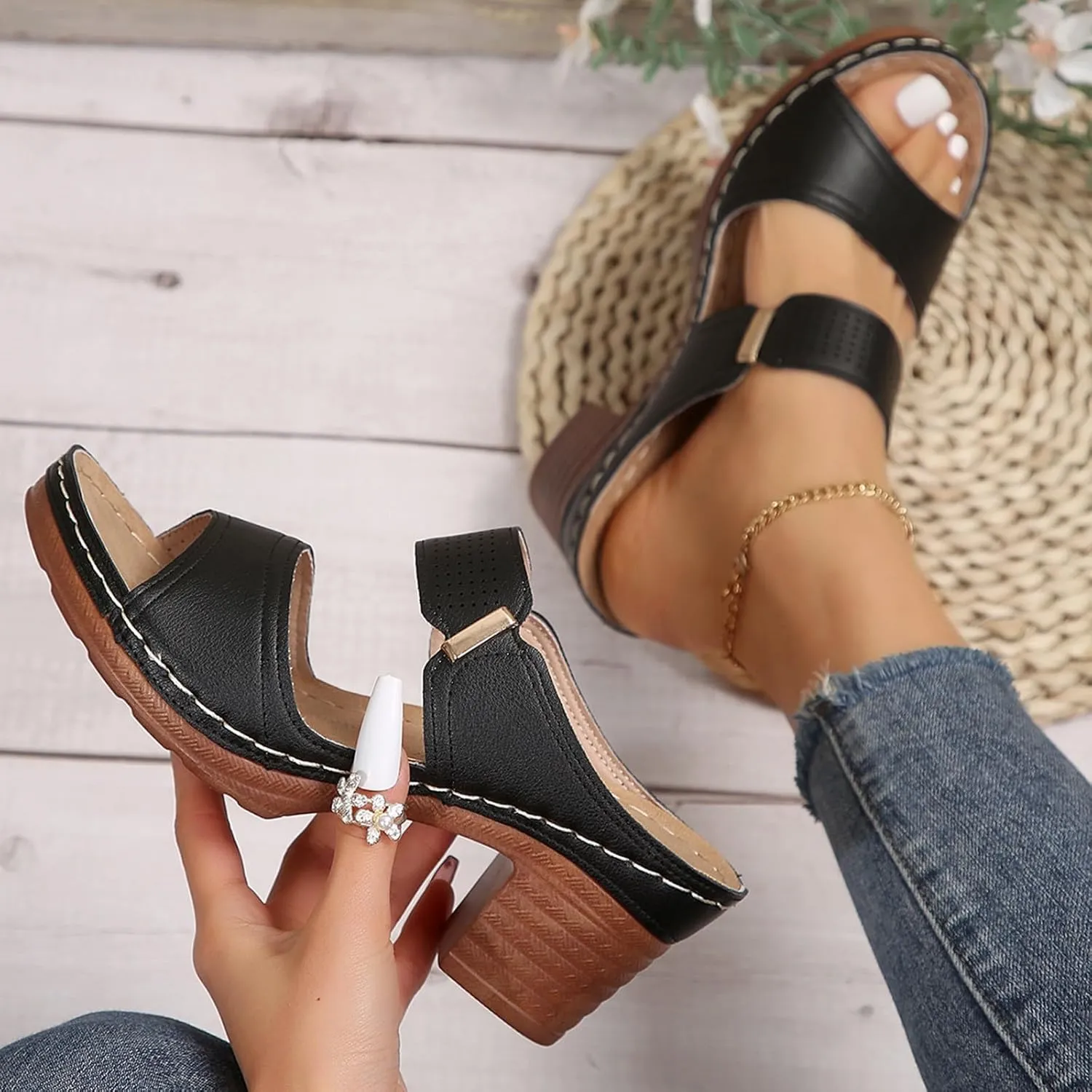 2025 Sandals for Women Platform Heeled Sandal Summer Shoes for Women Open Toe Wedding Party Dress Sandals Walking Sandal for Daily Wear Fashion Trendy Slip-on Shoes 2025