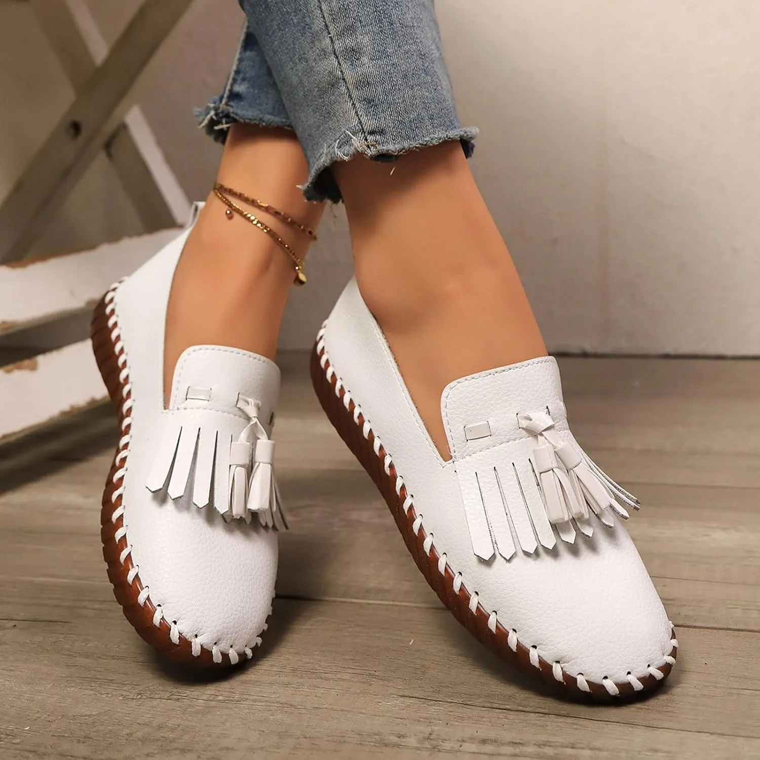 2025 Women's Loafers Orthopedic Casual Tassel Breathable Orthopedic Flat Sneakers Comfortable Low-Top Non Slip Lightweight Memory Foam Boat Round Toe Ladies Casual Shoes for Gym Travel Daily Wear
