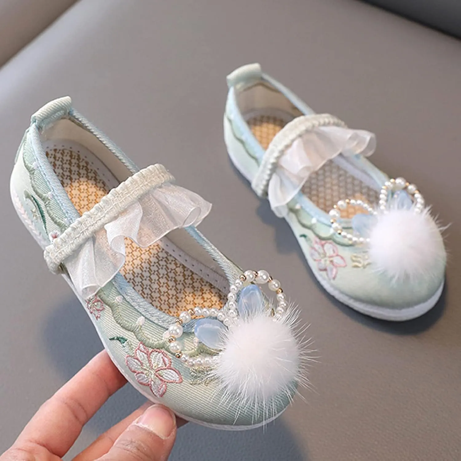 Girls Flat Bottomed Bunny Embroidered Sandals Fashionable Children Vintage Retro Performance Toddler Kids Sandals