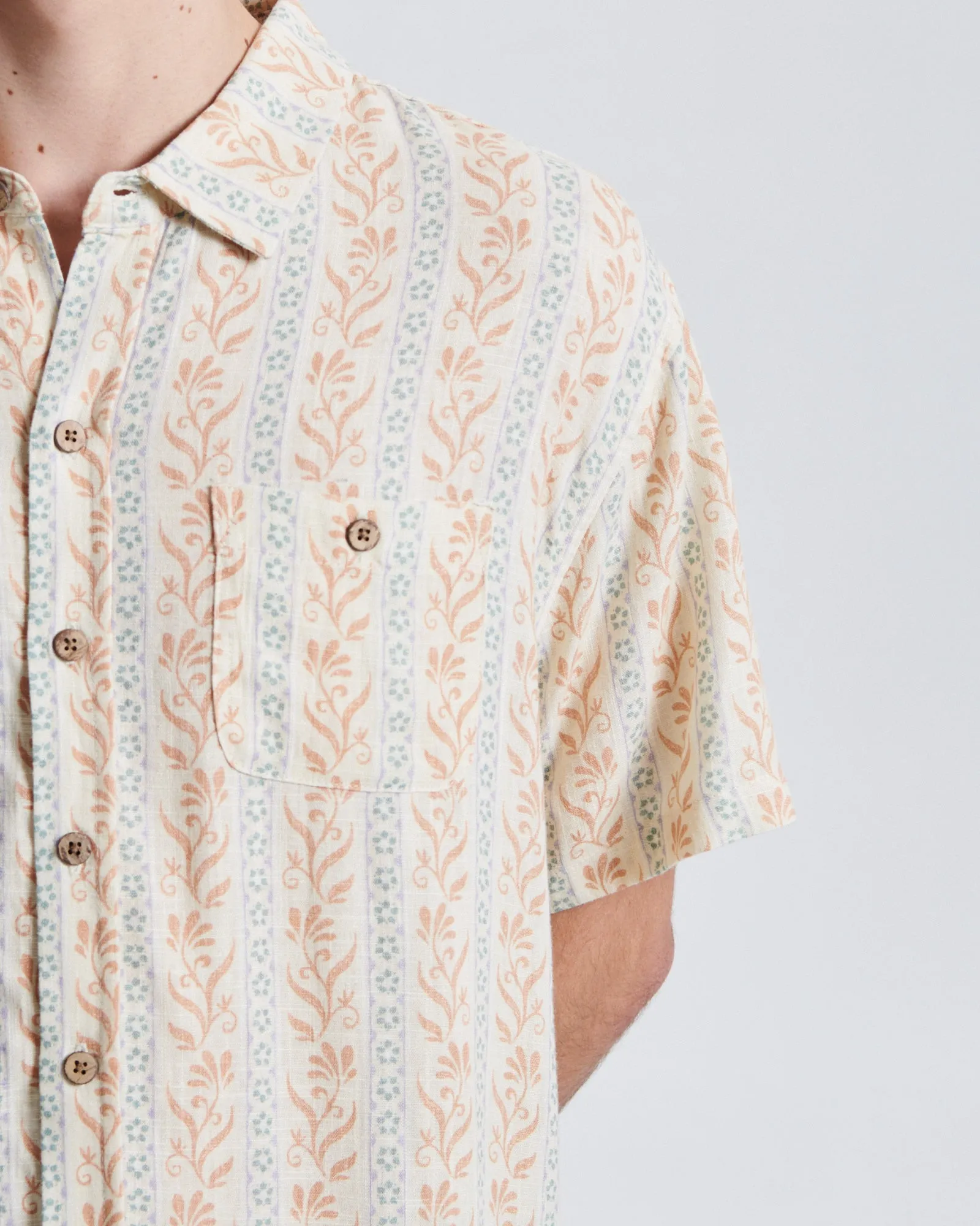 Gravity  S/S Shirt - Ecru