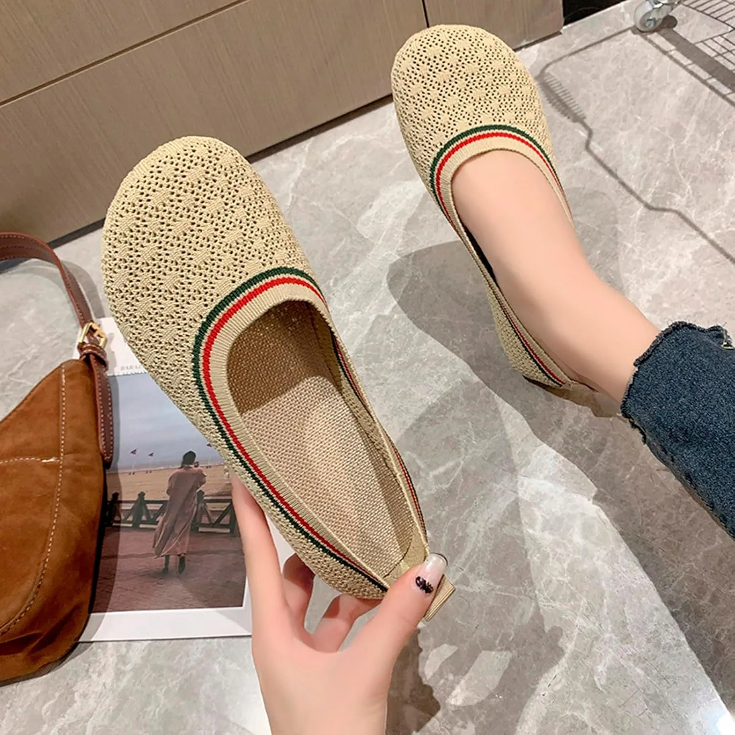 Ladies Fashion Breathable Mesh Knitted Round Toe Flat Sole Comfortable Casual Shoes Mens Dress Shoe Casual