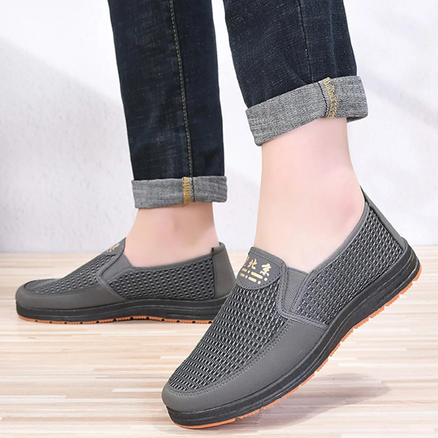 Men's Slip on Walking Shoes Comfy Knitted Loafers Memory Foam Breathable Fashion Sneakers Non Slip Arch Support Cushioning Workout Tennis Shoes Wide Width