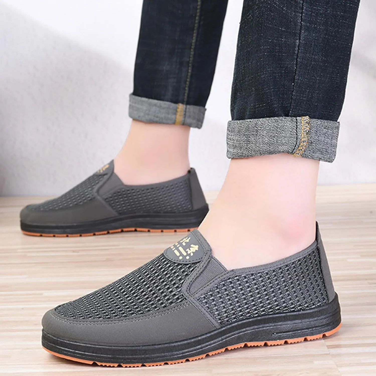 Men's Slip on Walking Shoes Comfy Knitted Loafers Memory Foam Breathable Fashion Sneakers Non Slip Arch Support Cushioning Workout Tennis Shoes Wide Width