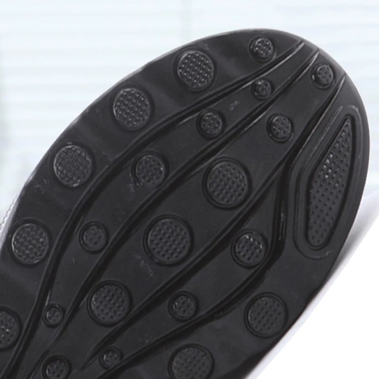 Mens Work Boots Slip On Hiking Sneakers Warm Fur Lined Women Workout Shoes Waterproof Winter Outdoor Botas Waterproof Non Slip Hike Grounded Footwear