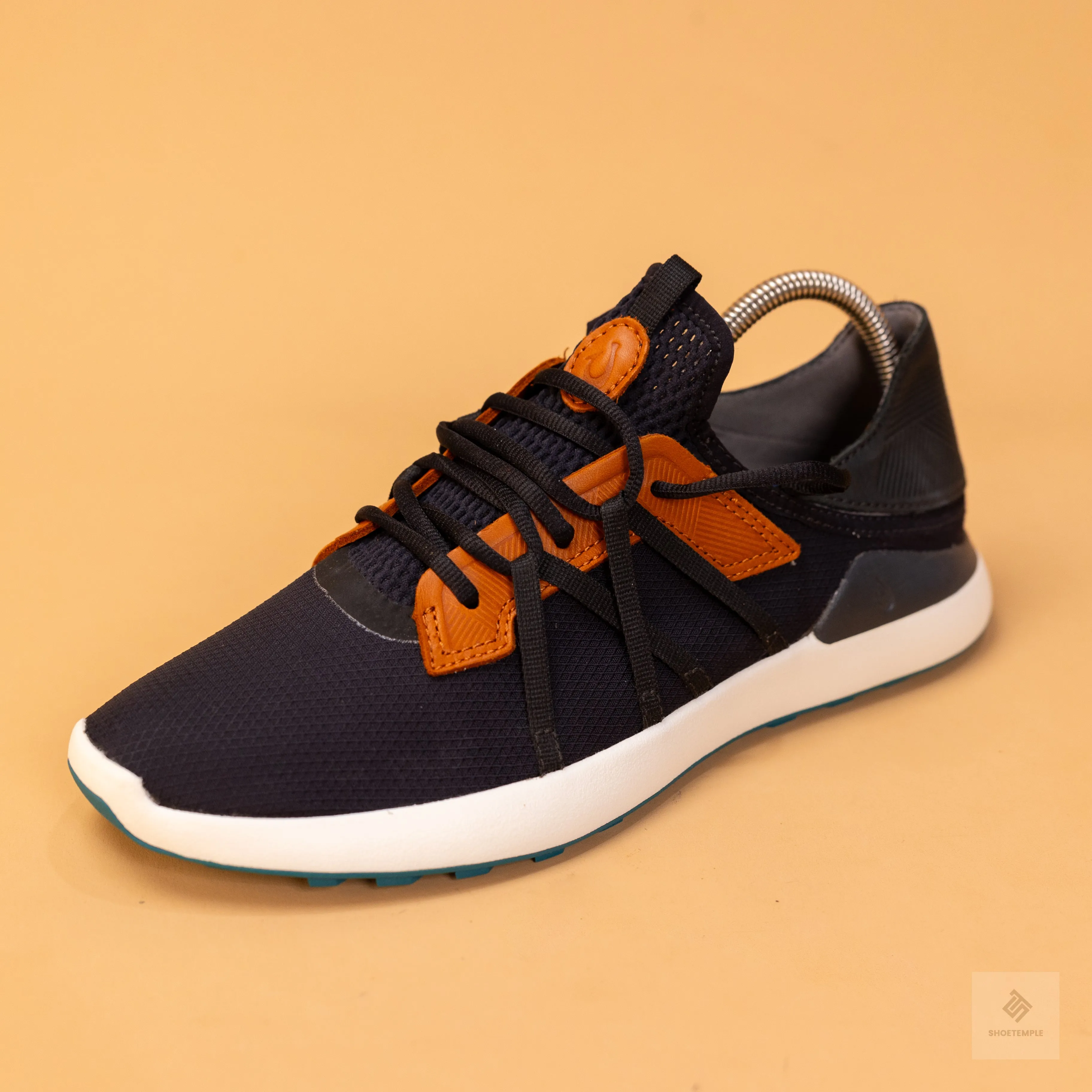 OLUKAI Mens Athletic Sneaker