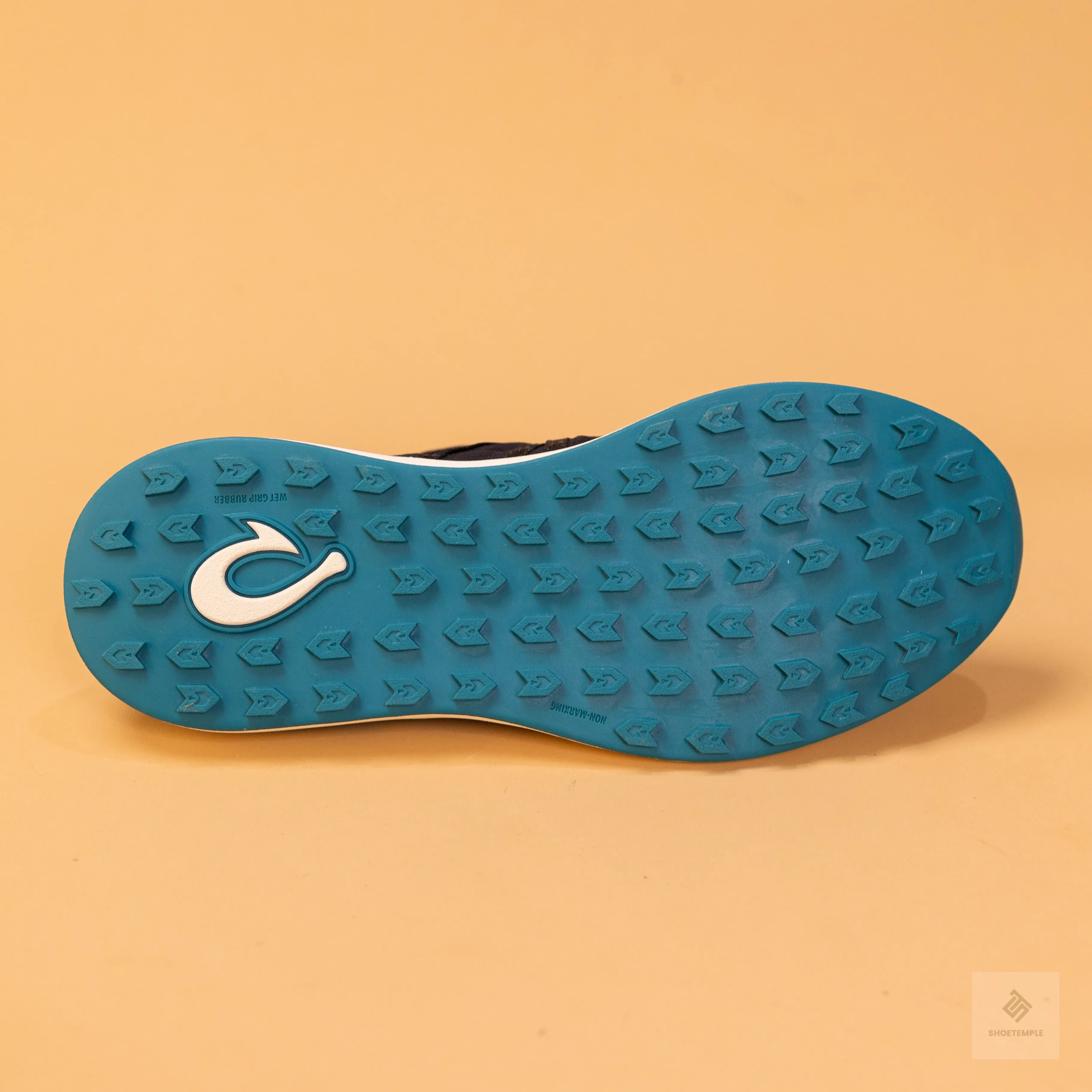 OLUKAI Mens Athletic Sneaker
