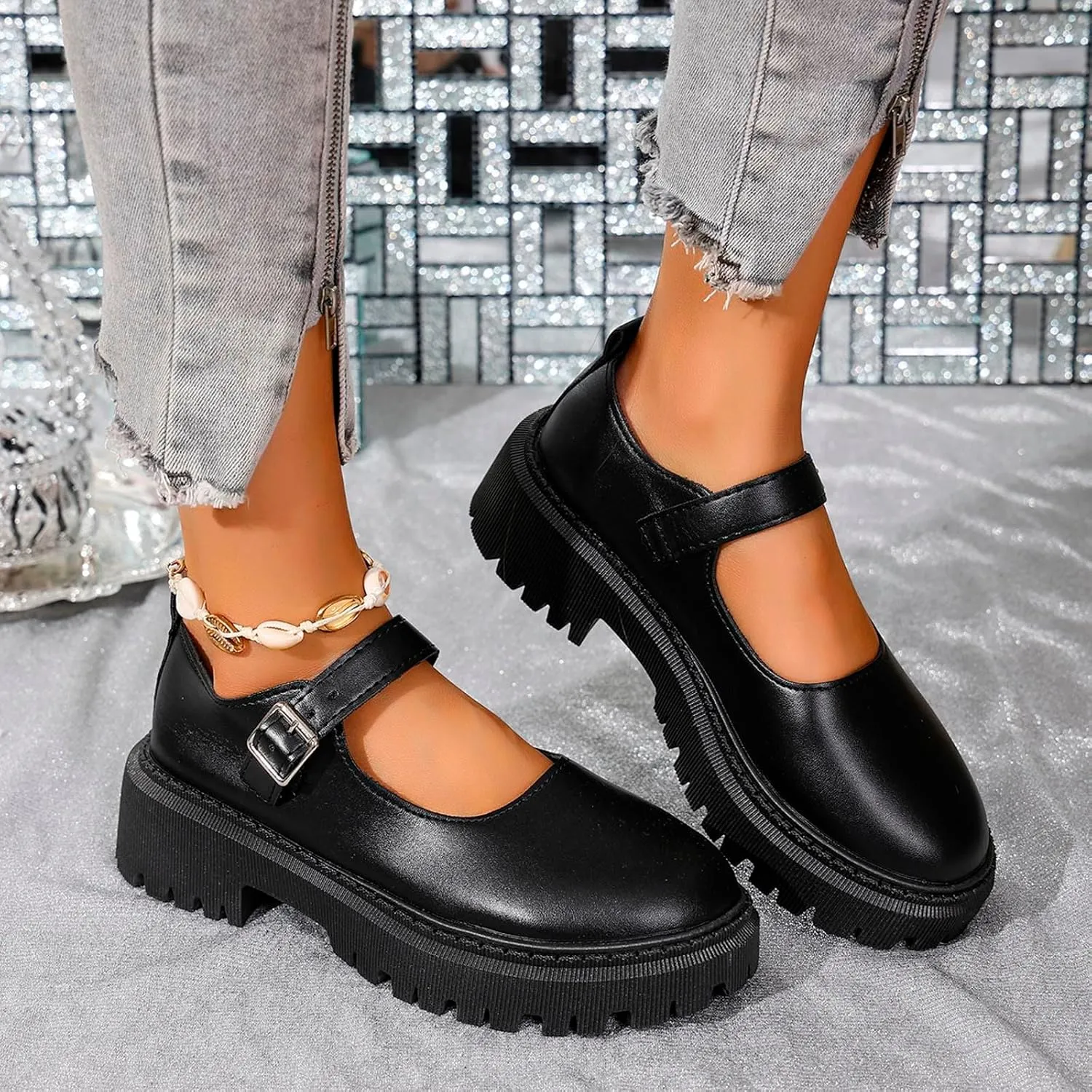 Women's Fashion Solid Color Thick Soled Leather Casual Shoes Temperament Comfortable Buckle Chunky High Top Sneaker