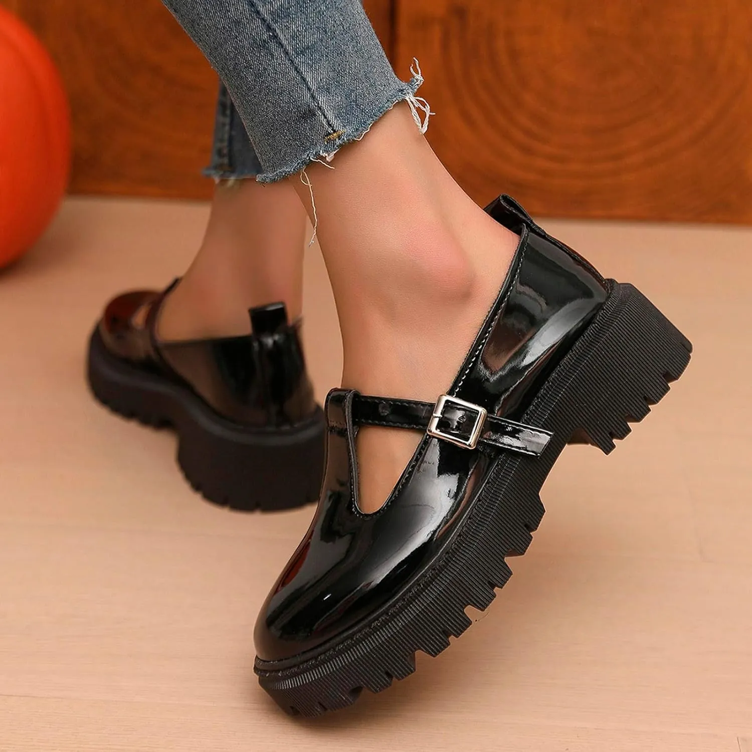 Women's Fashion Solid Color Thick Soled Leather Casual Shoes Temperament Comfortable Slip On Shoes Platform Wedge Sandal