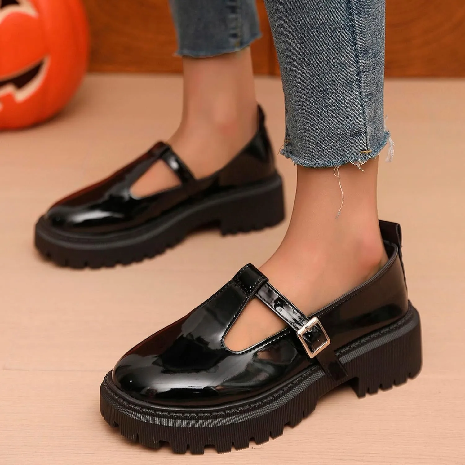 Women's Fashion Solid Color Thick Soled Leather Casual Shoes Temperament Comfortable Slip On Shoes Platform Wedge Sandal