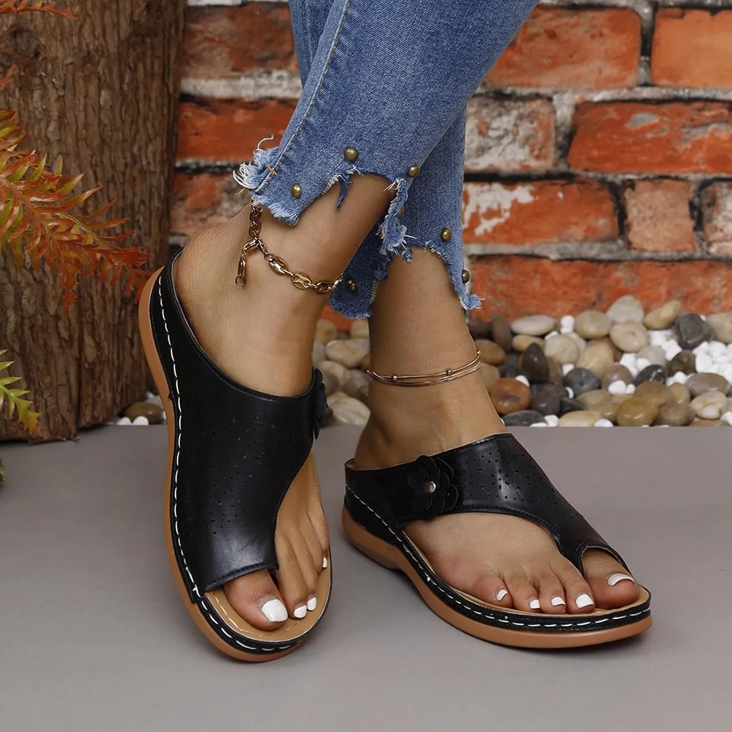 Women's Large Size Casual Sandal Slippers Clip Toe Slope Heel Fish Mouth Sandals Beach Solid Color Sandal Slippers