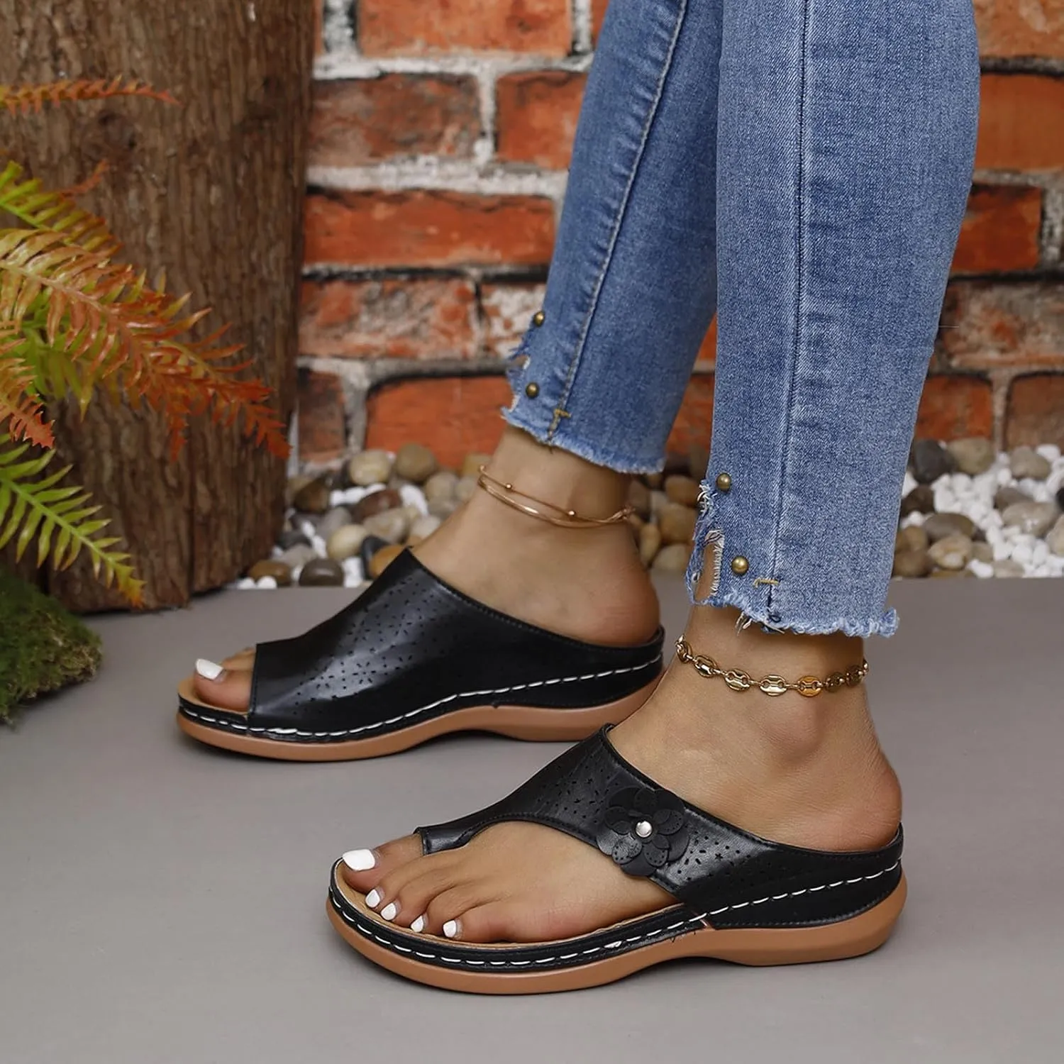 Women's Large Size Casual Sandal Slippers Clip Toe Slope Heel Fish Mouth Sandals Beach Solid Color Sandal Slippers