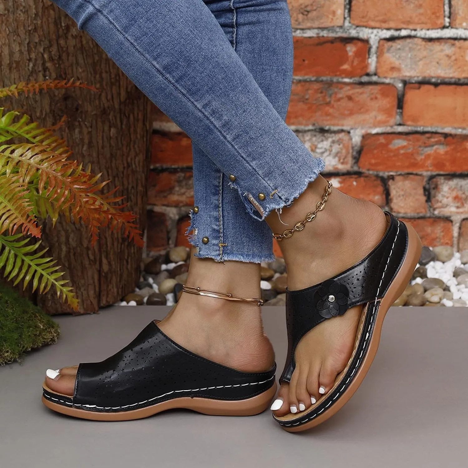 Women's Large Size Casual Sandal Slippers Clip Toe Slope Heel Fish Mouth Sandals Beach Solid Color Sandal Slippers
